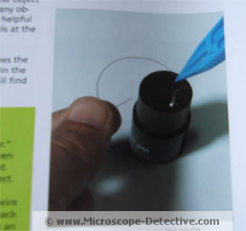 The ocular pointer of the TK2 microscope for kids